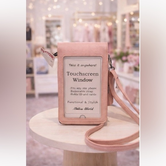 NWT-XOXO Blush Pink Crossbody/phone bag. - Picture 2 of 5